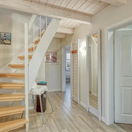 2 Bedroom Stunning In Ferienhaus Dagebüll